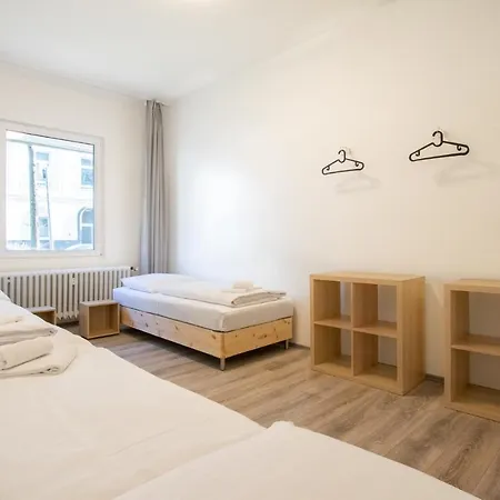 Raj Living - 1 Or 3 Room Apartments - 20 Min Messe Dus And Old Town Dus Dusseldorf Exterior photo