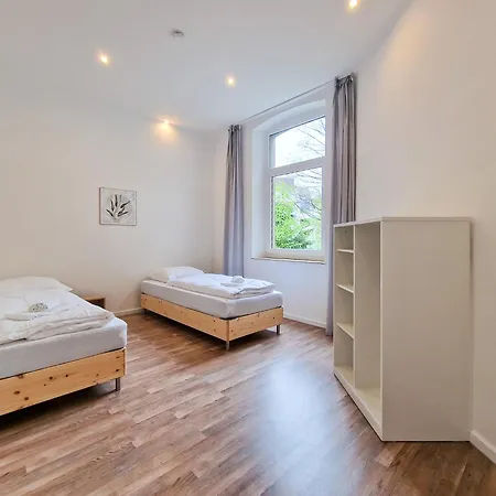 Raj Living - 1 Or 3 Room Apartments - 20 Min Messe Dus And Old Town Dus Dusseldorf Exterior photo