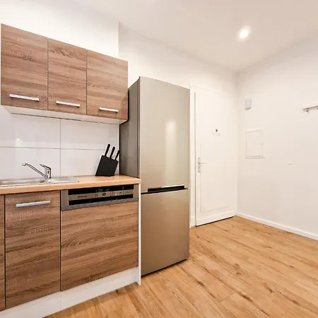 Raj Living - 1 Or 3 Room Apartments - 20 Min Messe Dus And Old Town Dus Dusseldorf Exterior photo