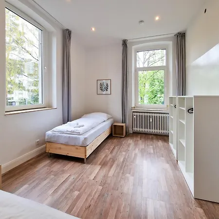 Raj Living - 1 Or 3 Room Apartments - 20 Min Messe Dus And Old Town Dus Dusseldorf Exterior photo